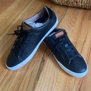 Cole haan mindi black leather shoes size 7.5